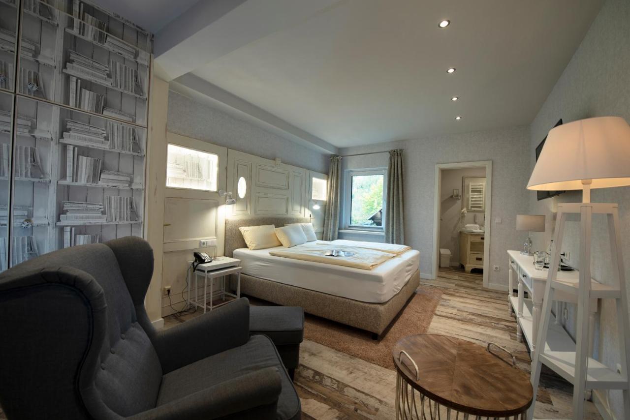 Landidyll Hotel Haus Hochstein 에슬로헤 외부 사진