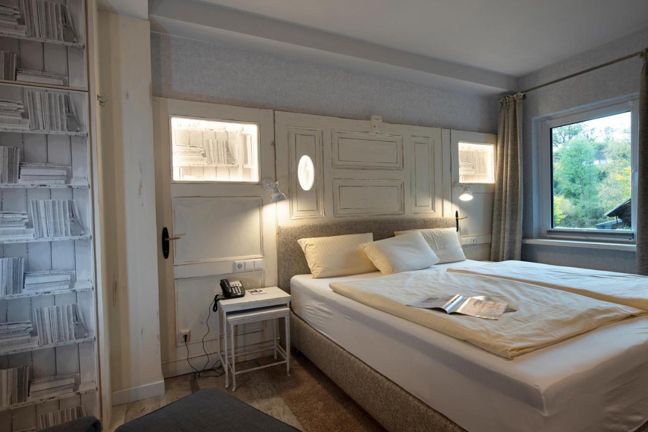 Landidyll Hotel Haus Hochstein 에슬로헤 외부 사진